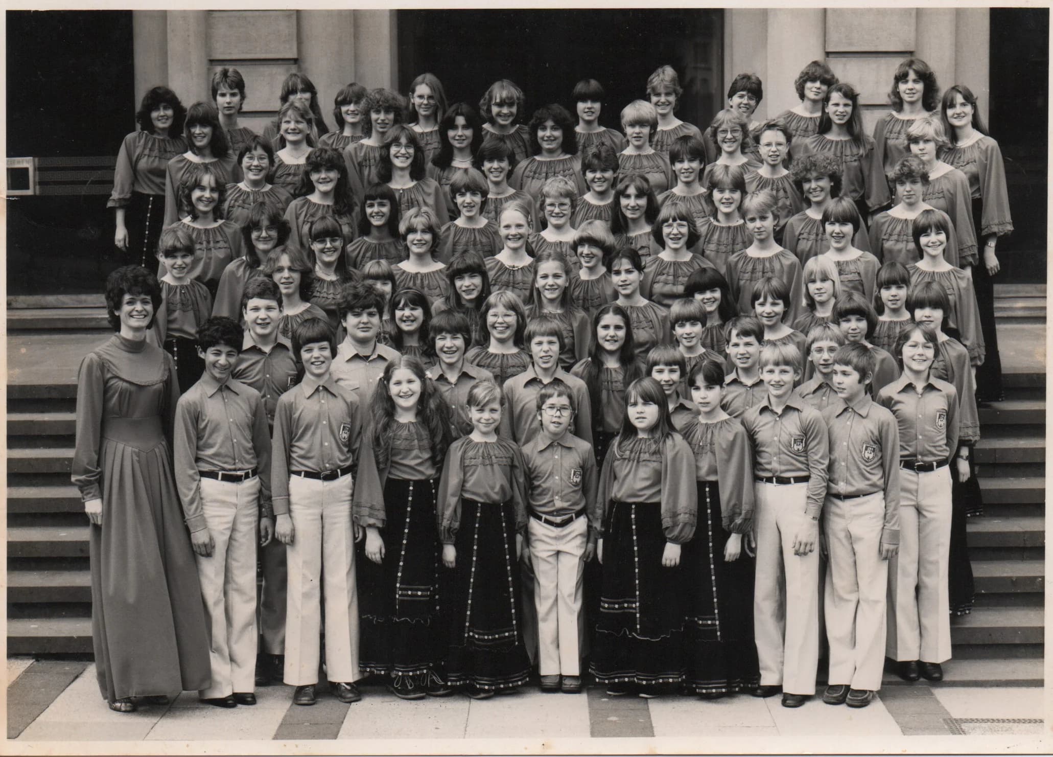 Coro Juvenil de Siebengebirge Alemania en la Iglesia Mayor, 16 abril 1987 - Representando 50 años de intercambios musicales internacionales